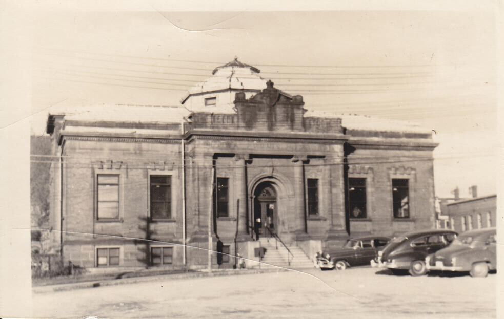 cropped-cropped-01-Outside-of-Library-1.jpg